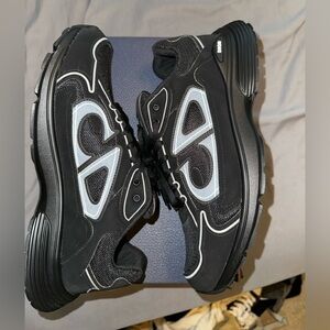 Christian Dior B30